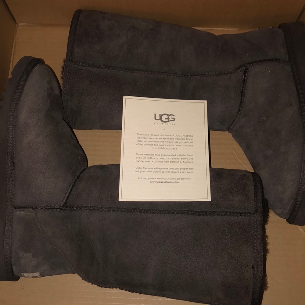 Brown Classic Tall Women’s Ugg’s